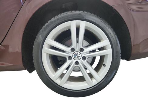 Used 2014 Volkswagen Passat TDI SE FWD image 34