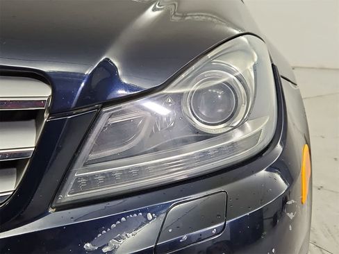 Used 2013 Mercedes-Benz C 250 Sedan image 10