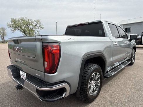 Used 2023 GMC Sierra 1500 SLT w/ SLT Convenience Package AWD/4WD image 7