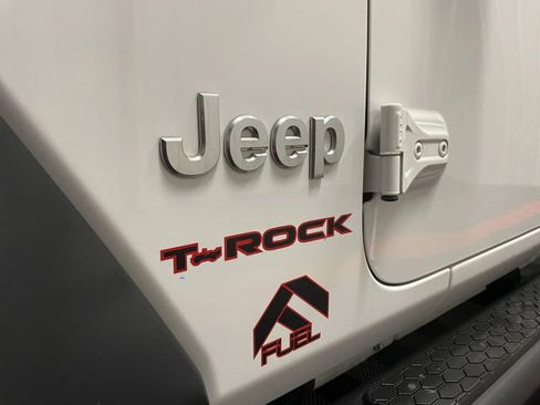 Used 2019 Jeep Wrangler Unlimited Sport S image 17