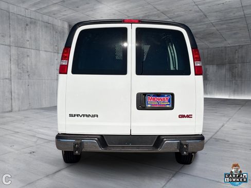 Used 2024 GMC Savana 2500 w/ Driver Convenience Package image 5