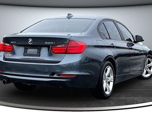 Used 2014 BMW 320i xDrive Sedan image 6
