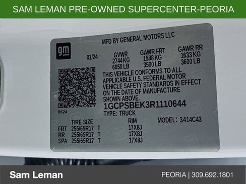 Used 2024 Chevrolet Colorado W/T w/ Advanced Trailering Package image 29