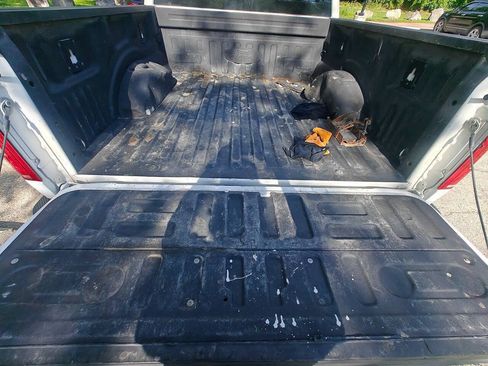 Used 2019 Ford F150 XL w/ Equipment Group 101A Mid AWD/4WD image 6