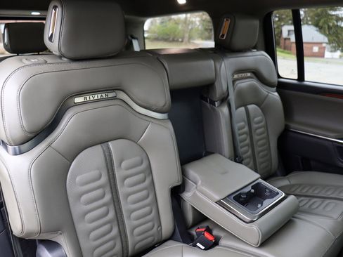 Used 2023 Rivian R1S Adventure image 18