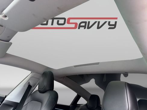 Used 2025 Tesla Model 3 Long Range RWD image 8