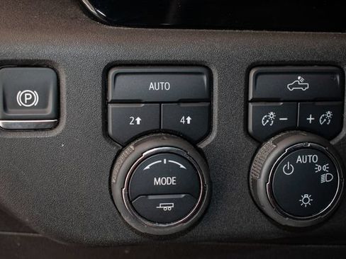 Used 2025 Chevrolet Silverado 1500 LT w/ Work Truck Package AWD/4WD image 30