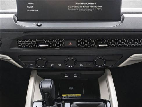 Used 2025 Honda Accord EX-L image 15