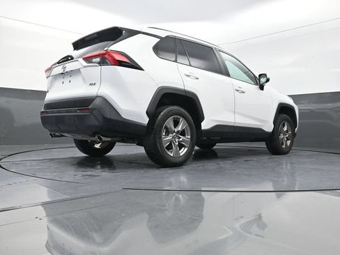 Used 2024 Toyota RAV4 XLE FWD image 37