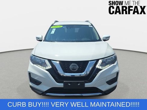 Used 2019 Nissan Rogue SV AWD/4WD image 2
