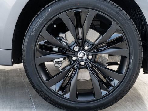 Used 2025 Jaguar F-PACE R-Dynamic S AWD/4WD image 10
