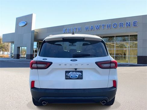 New 2026 Ford Escape ST-Line image 5