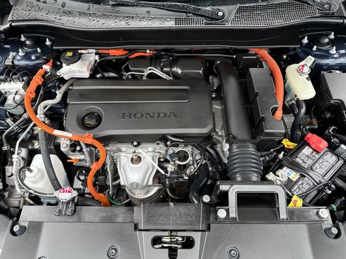 Used 2025 Honda CR-V Sport-L image 18