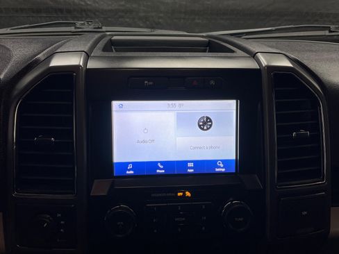 Used 2020 Ford F150 XLT image 14