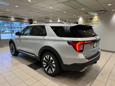 New 2026 Ford Explorer Platinum w/ LUX Leather Package AWD/4WD image 24