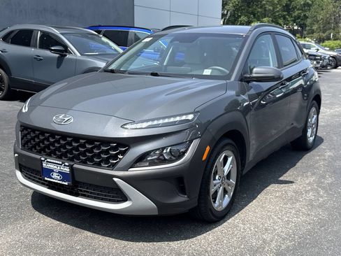 Used 2023 Hyundai Kona SEL w/ Cargo Package AWD/4WD image 7