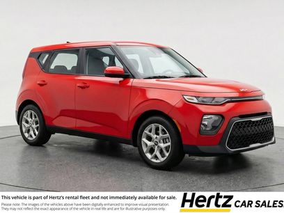 Used 2025 Kia Soul LX w/ LX Technology Package