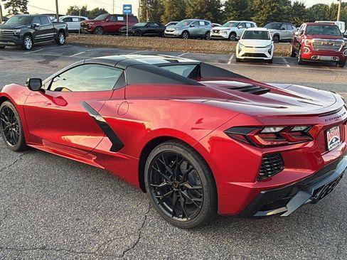New 2027 Chevrolet Corvette Stingray Convertible w/ 1LT RWD image 10