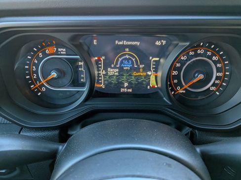 New 2025 Jeep Wrangler Unlimited Rubicon image 11