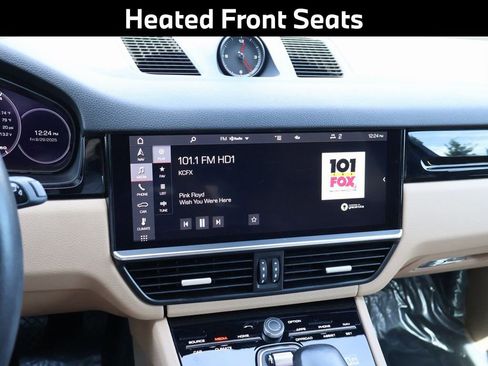 Used 2021 Porsche Cayenne image 24