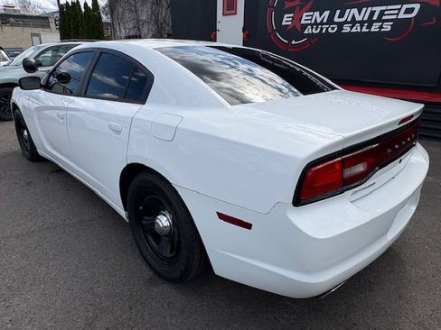 Used 2013 Dodge Charger Police RWD image 4