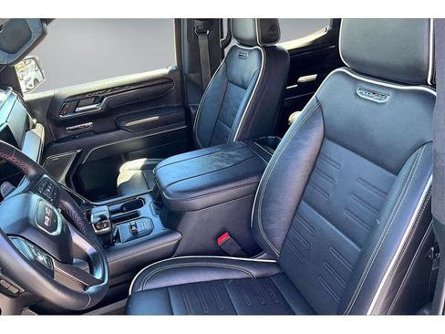 Certified 2024 GMC Sierra 1500 AT4X AWD/4WD image 19