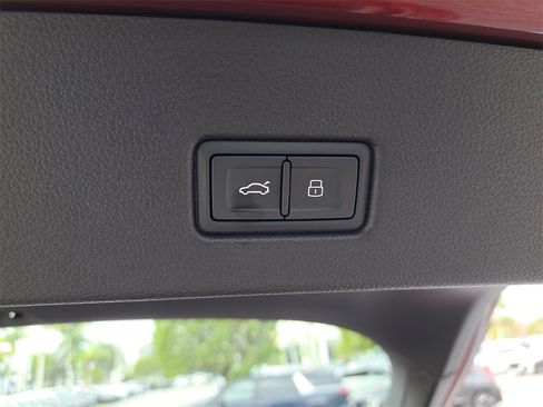 Certified 2024 Audi S7 Prestige image 31