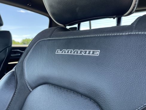 Used 2021 RAM 1500 Laramie w/ Sport Appearance Package AWD/4WD image 39