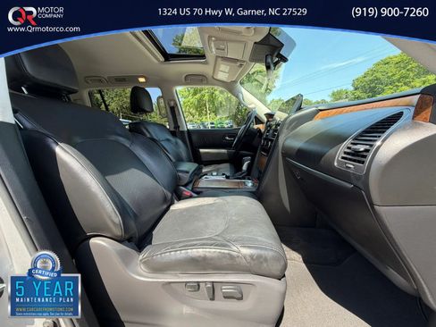 Used 2021 Nissan Armada SL w/ Captain's Chairs Package AWD/4WD image 34