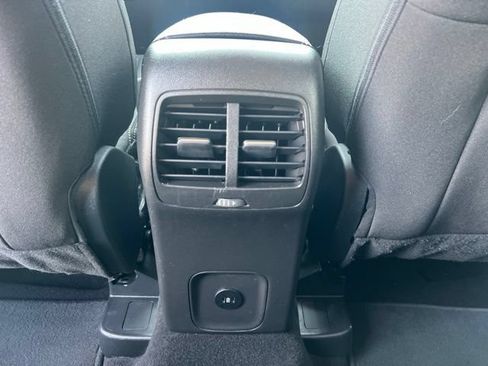 Used 2024 Ford Escape Active AWD/4WD image 18