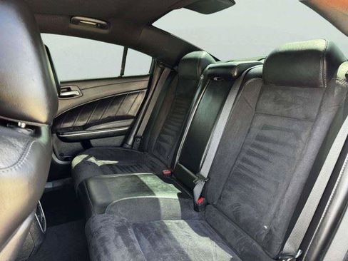 Used 2022 Dodge Charger Scat Pack RWD image 37