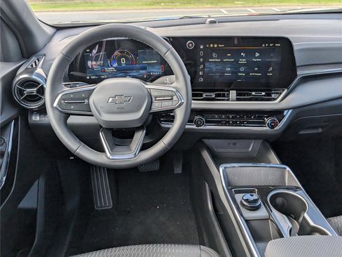 New 2026 Chevrolet Equinox LT w/ Midnight Edition image 12