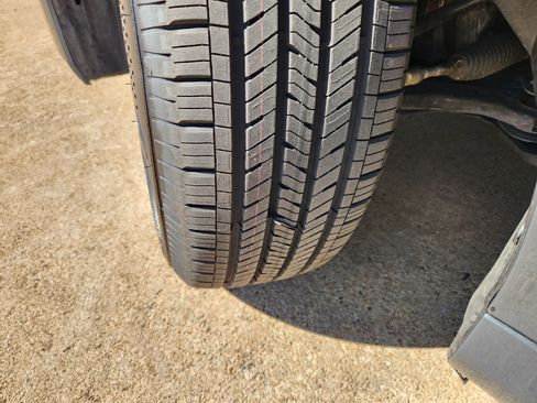 Used 2025 Toyota Camry LE image 12