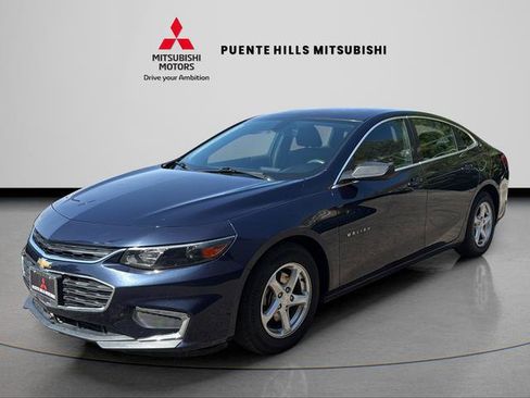 Used 2018 Chevrolet Malibu LS FWD image 1