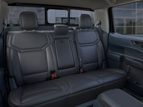 New 2025 Ford Maverick Lobo image 21