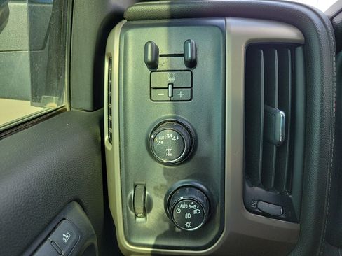 Used 2018 GMC Sierra 1500 Denali w/ Denali Ultimate Package image 16