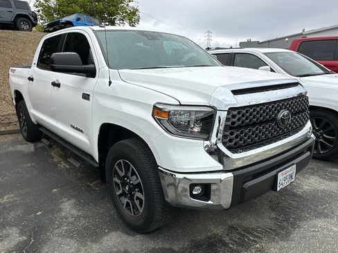 Used 2018 Toyota Tundra SR5 w/ TRD Off Road Package AWD/4WD image 2