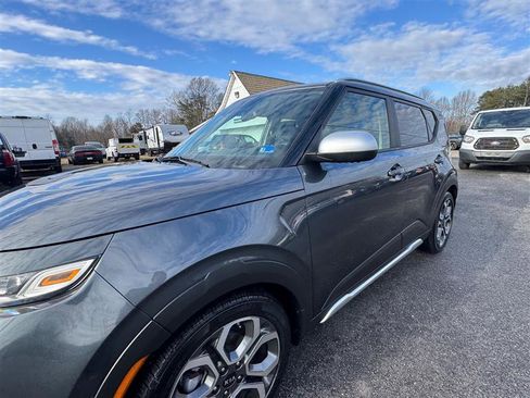 Used 2021 Kia Soul X-Line image 12