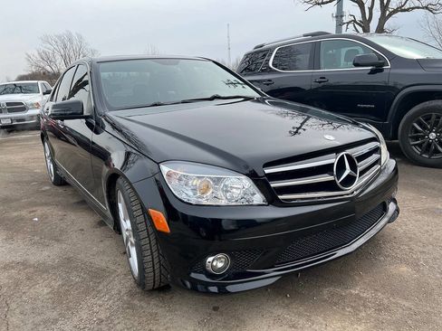 Used 2010 Mercedes-Benz C 300 4MATIC Sedan image 3