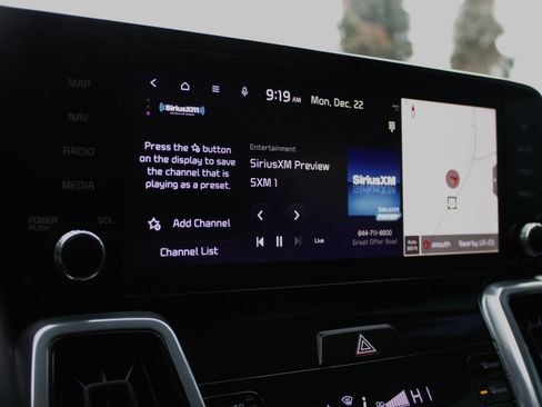 Used 2023 Kia Sorento SX image 31