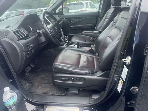 Used 2019 Honda Ridgeline Black Edition image 16