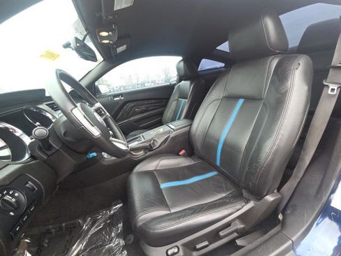 Used 2011 Ford Mustang GT Premium w/ 401A Rapid Spec Order Code image 21