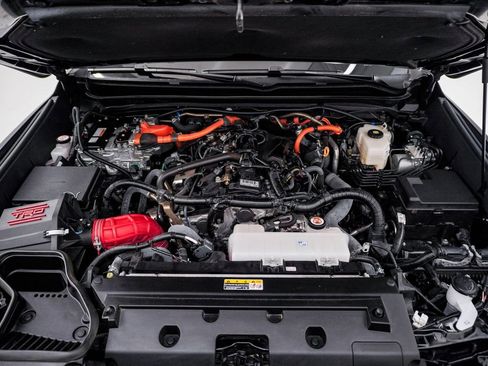 Used 2025 Toyota Tacoma TRD Pro image 33