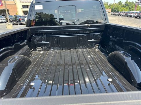 New 2025 Ford F150 Lariat w/ Equipment Group 502A High image 11