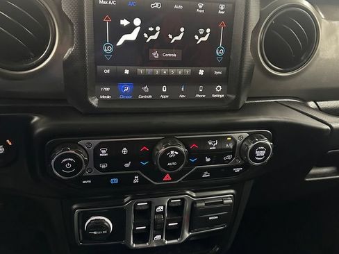 Used 2023 Jeep Wrangler Unlimited w/ Sun & Screen Package AWD/4WD image 20