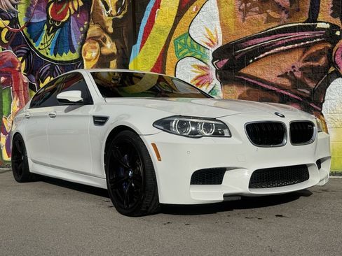 Used 2016 BMW M5 w/ Executive Package image 1