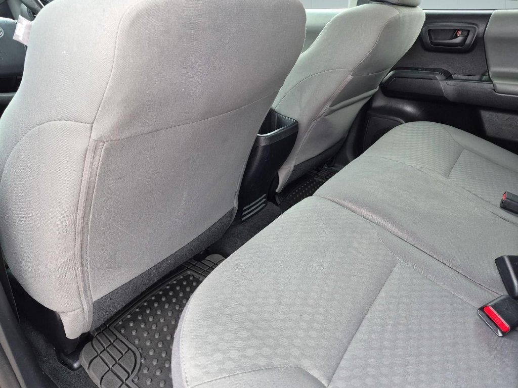 Used 2020 Toyota Tacoma SR AWD/4WD image 24