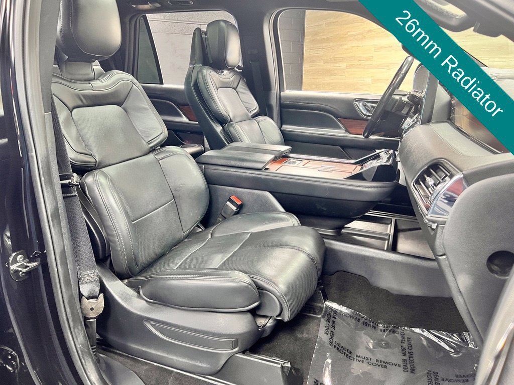 Used 2023 Lincoln Navigator L Reserve AWD/4WD image 8