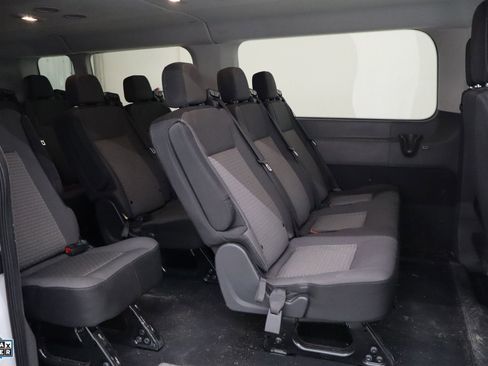 Used 2023 Ford Transit 350 XLT image 25