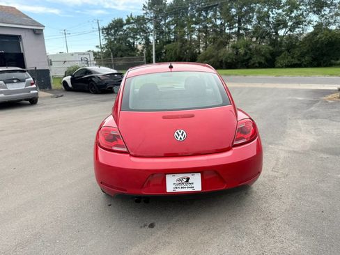 Used 2014 Volkswagen Beetle 2.5 FWD image 4